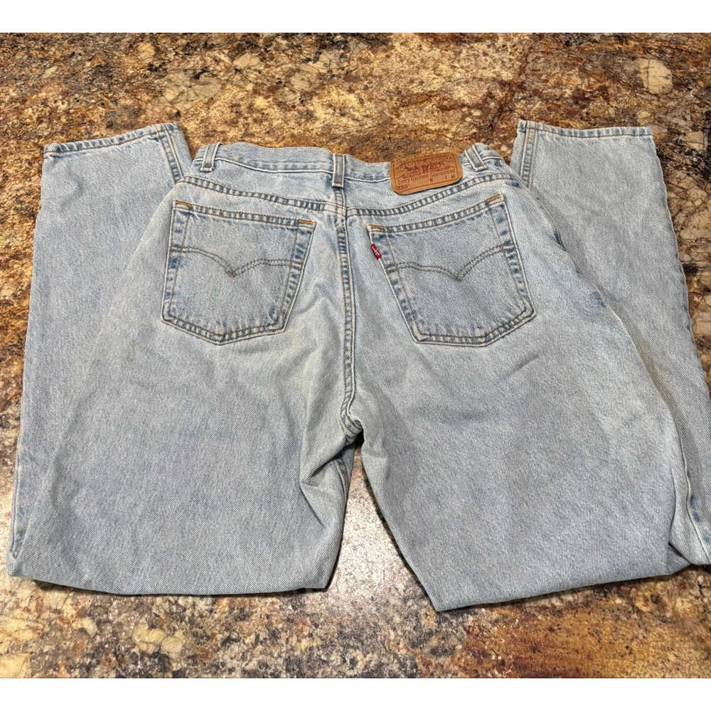 Levi’s 550 Relaxed Fit Tapered Jeans - Picture 2 of 5